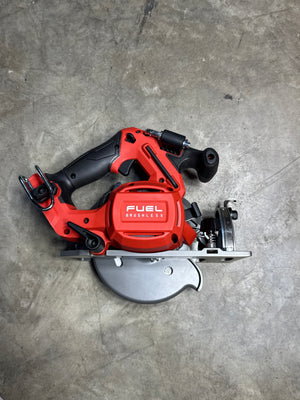 Milwaukee 2833-20 M18 FUEL™ 6-1/2" Circular Saw (Used/Excellent)