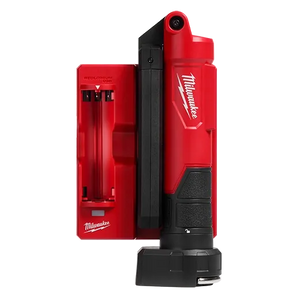 Milwaukee 2128-22 REDLITHIUM™ USB Stick Light W/ Magnet & Charging Dock