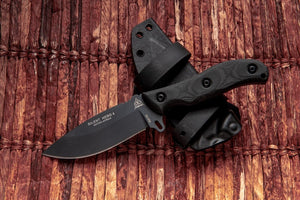 TOPS Knives HERO-04 Silent Hero - Smooth Scales